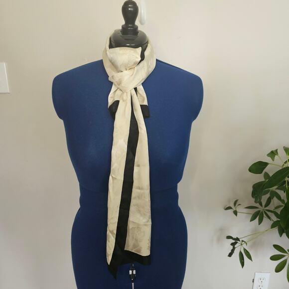 Vintage Ivory Floral Jacquard Scarf with Black Silk Border (52x11.5) - Picture 2 of 5